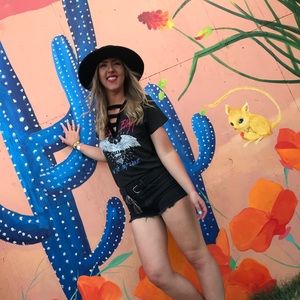 Meet your Posher, Angie